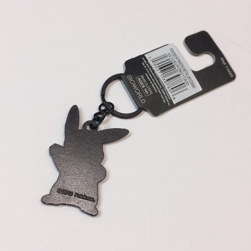 NWT Pokémon Pikachu Metal Keychain price FIRM - Picture 7 of 10